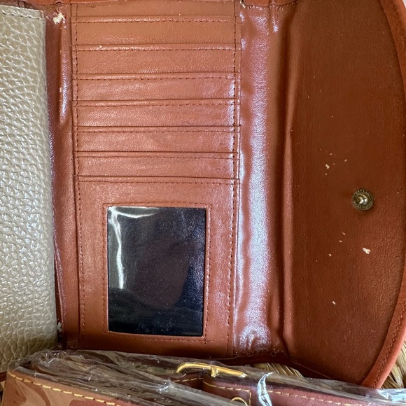 Bag with matching wallet - Picture 5 of 9